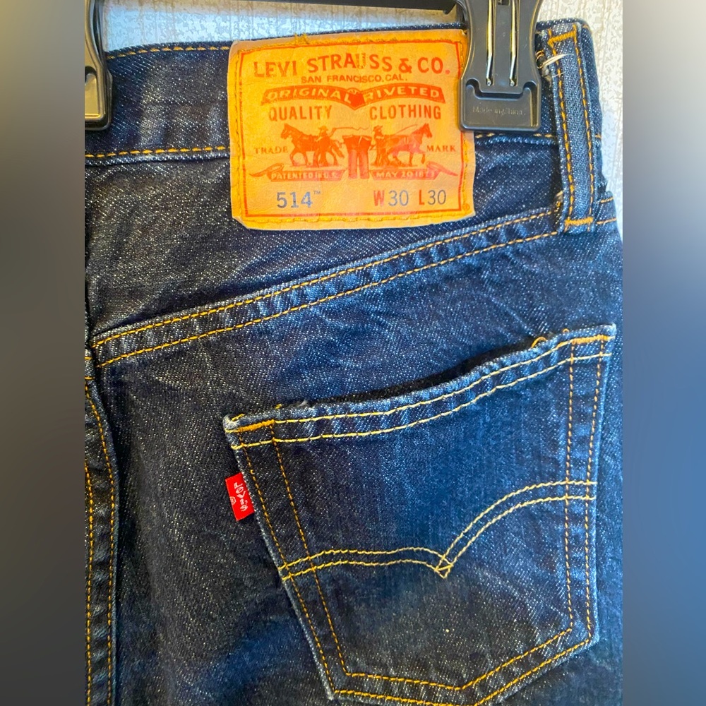 Levi’s 514 30 x 30 like new jeans!